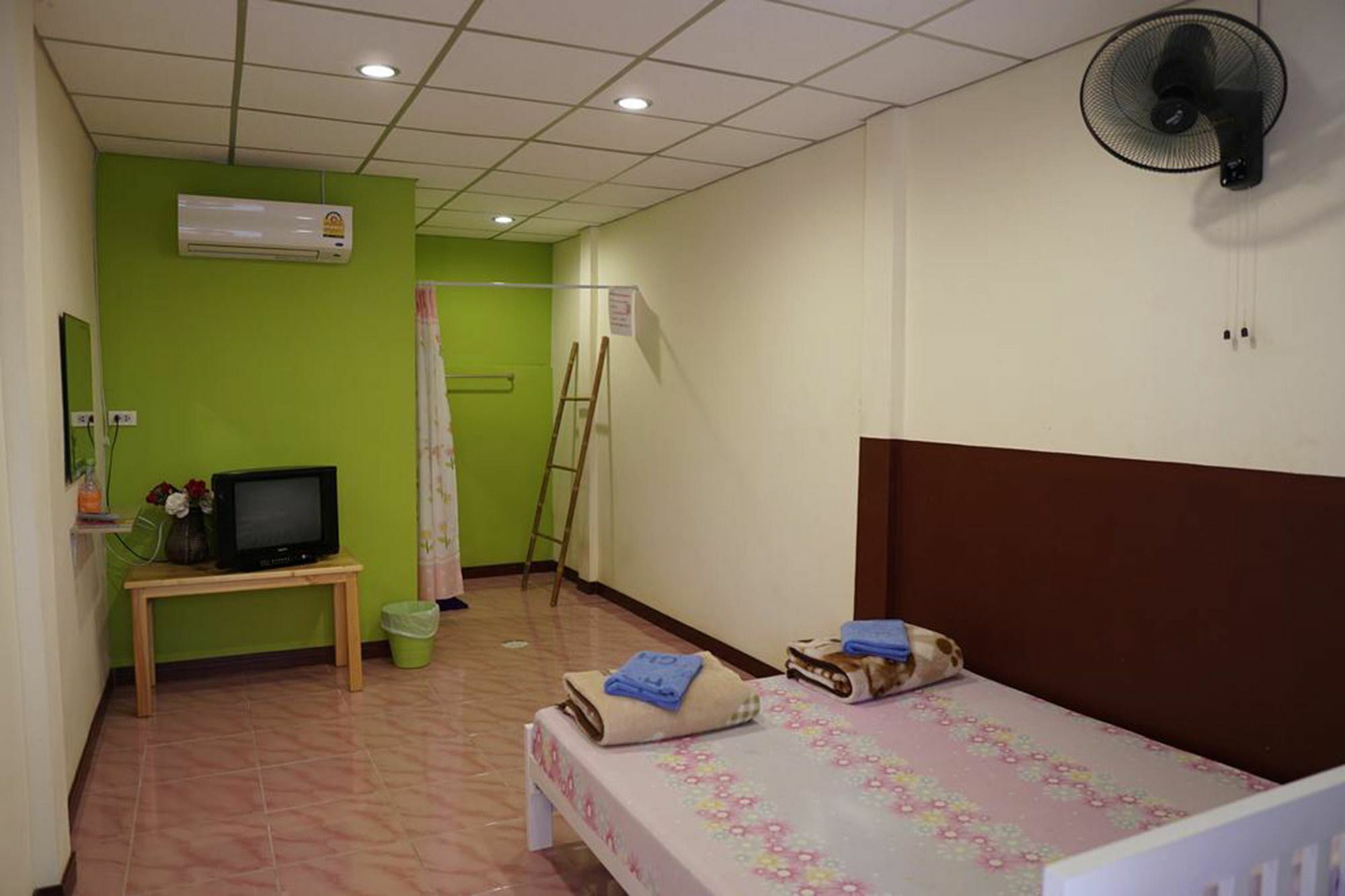 Winny Apartment 罗勇 外观 照片